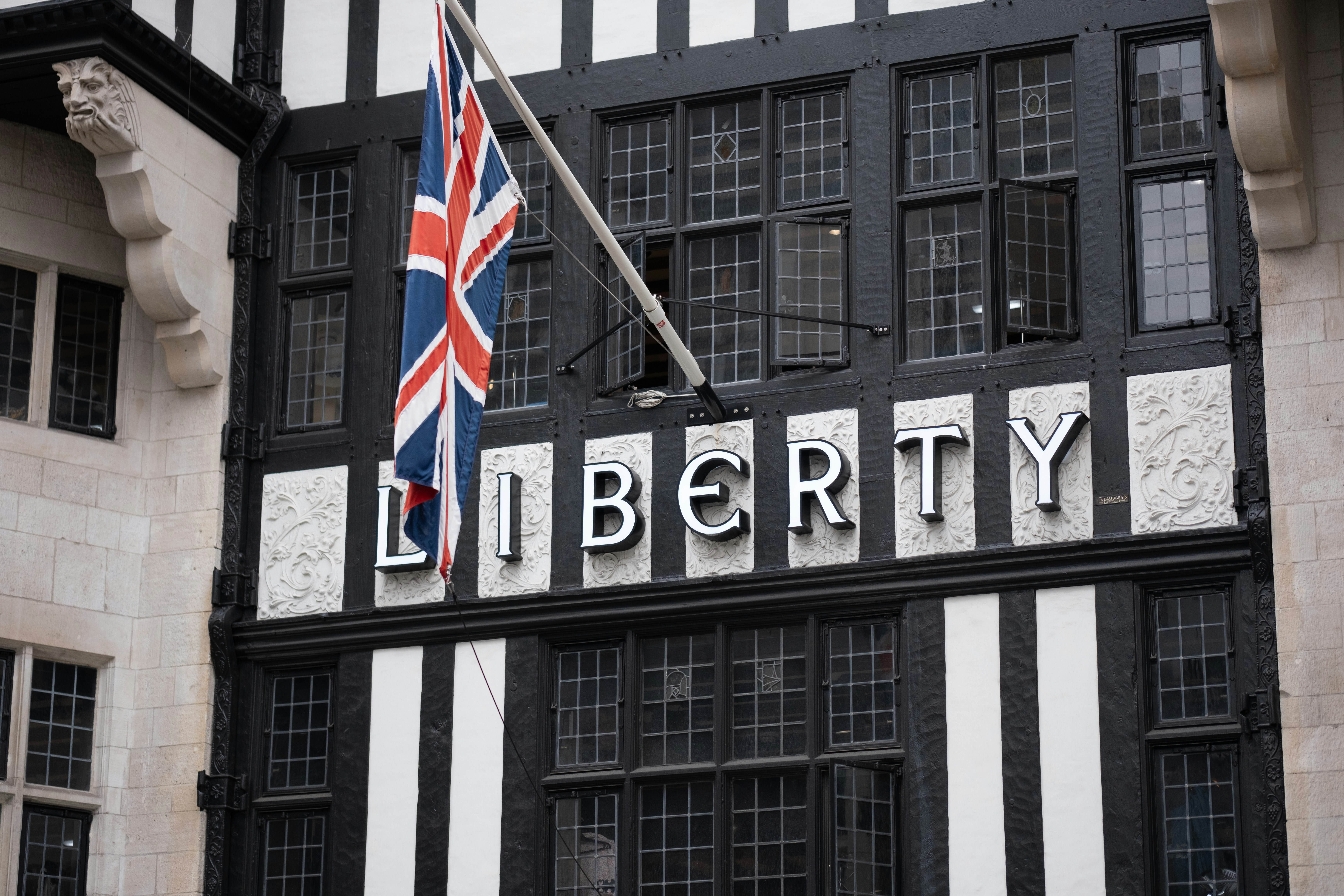 Liberty a Londra: Fascino, Tradizione e Creatività